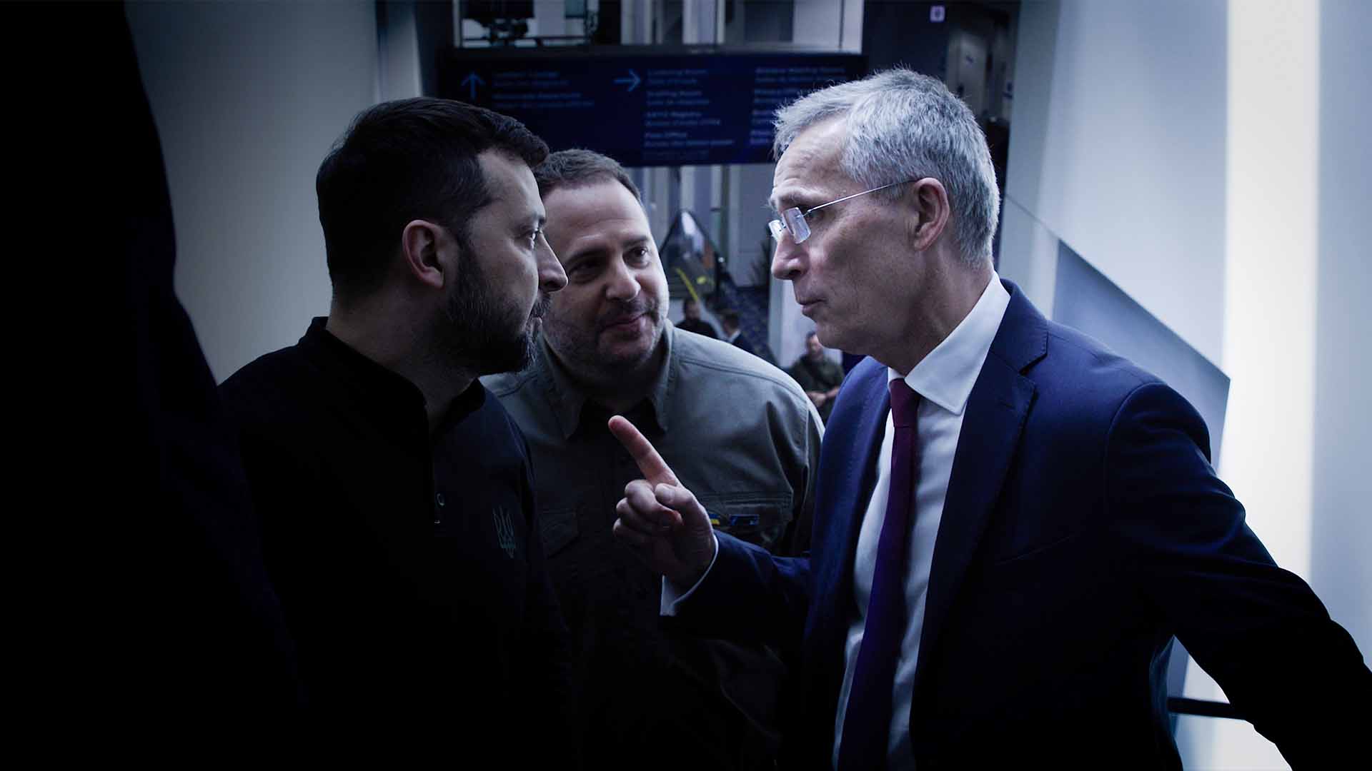 Stoltenberg - Facing war